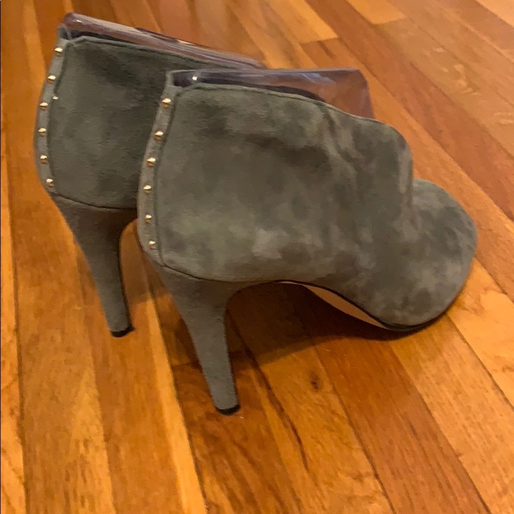 Fall ankle booties - Picture 2 of 4